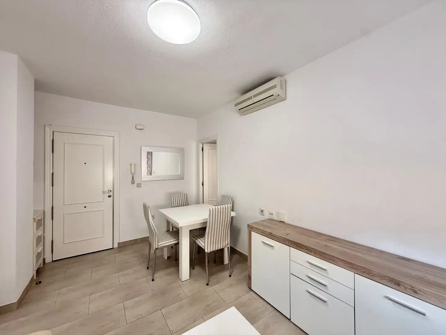 Apartment mit Terrasse zur Miete in Las Viñas, imagen 2