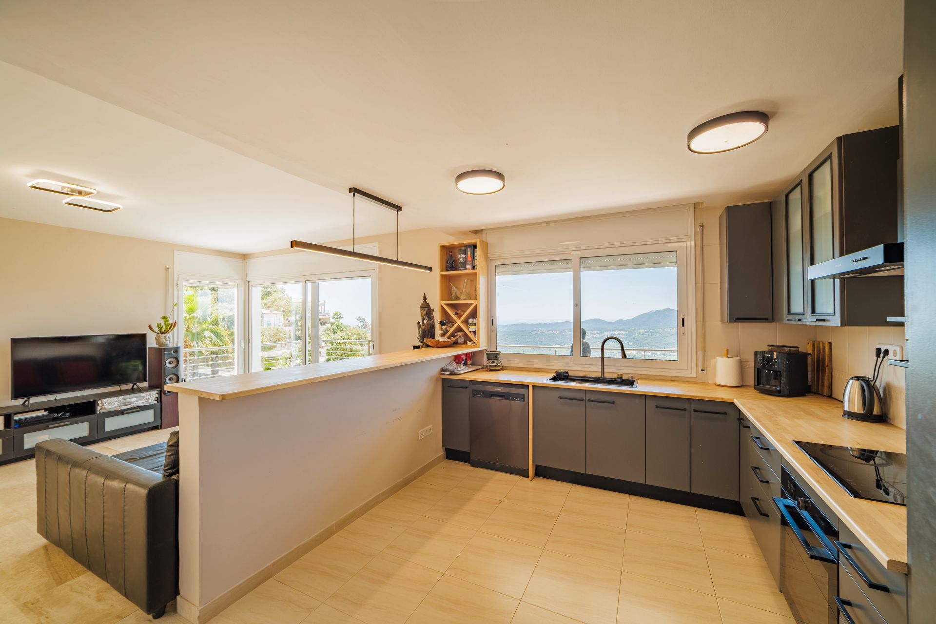 Kitchen of House or chalet for sale in Santa Cristina d'Aro  with Air Conditioner, Private garden and Parquet flooring