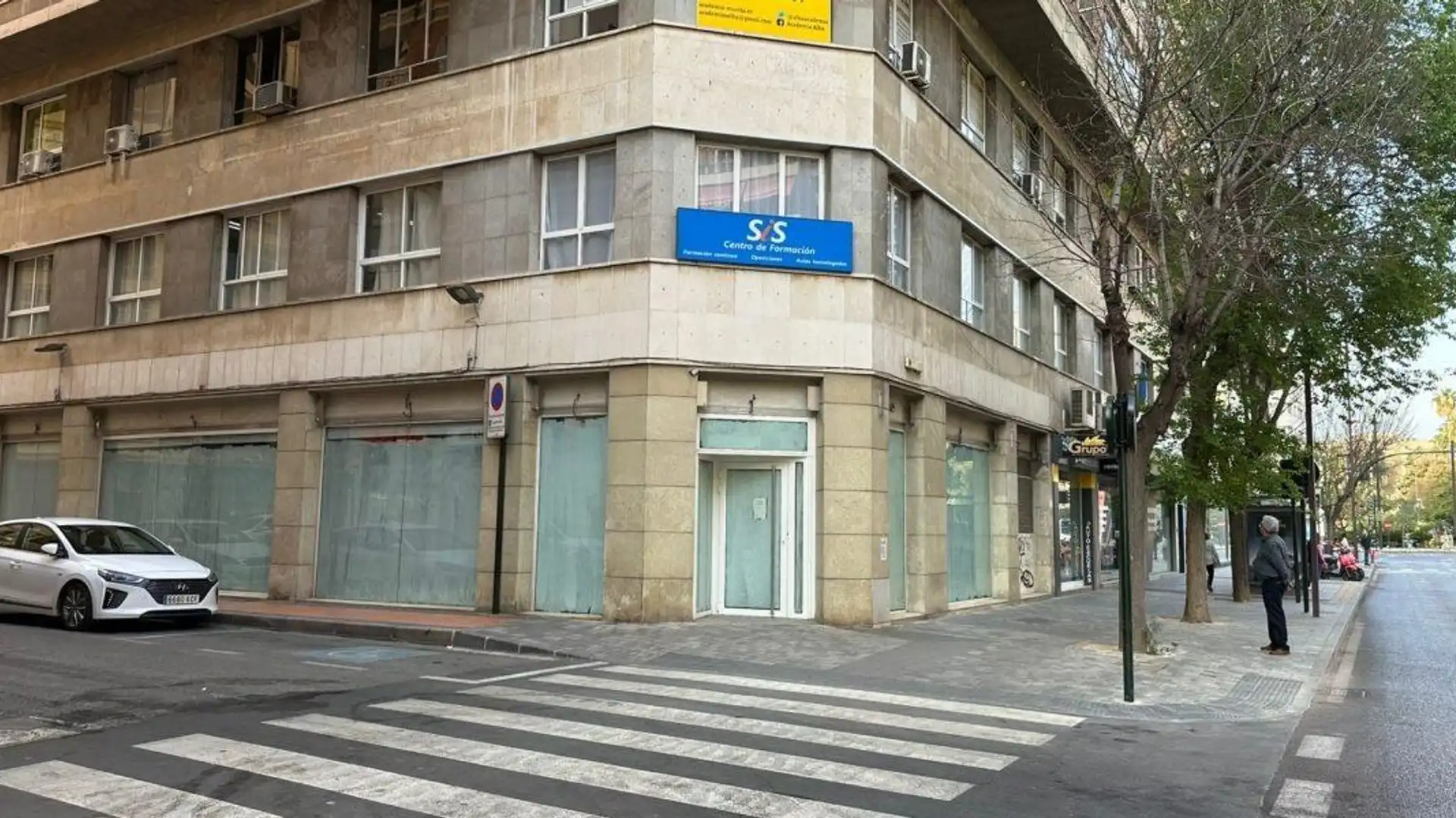 Vista exterior de Local de alquiler en  Murcia Capital con Aire acondicionado