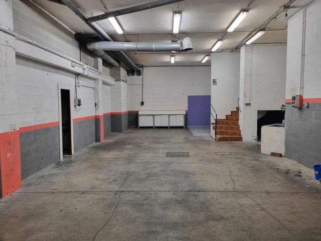 Nave industrial en Venta en Pla d'en Boet