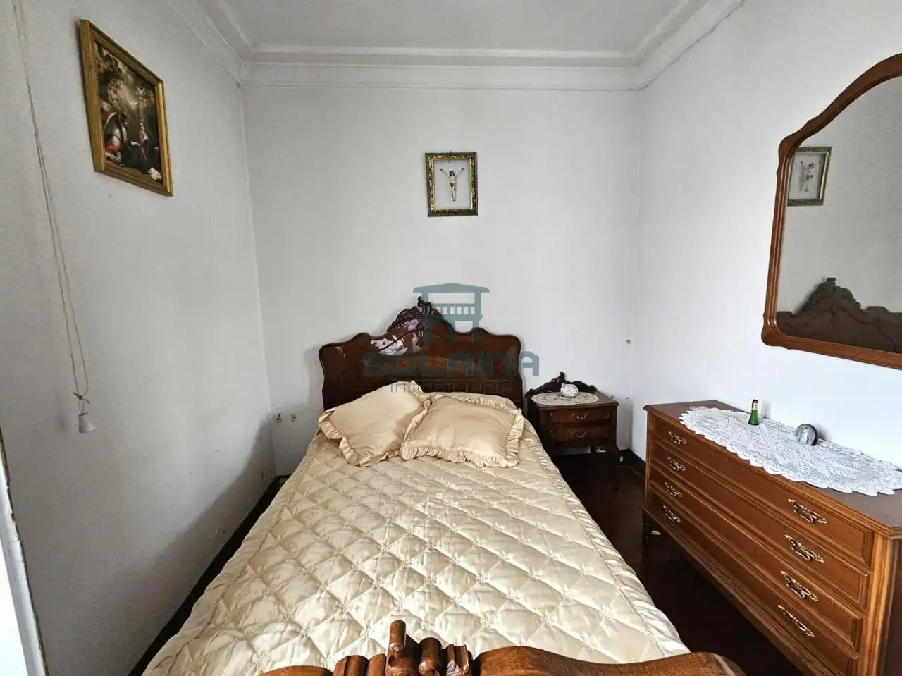 Dormitori de Casa o xalet en venda en Xunqueira de Espadanedo amb Calefacció i Jardí privat