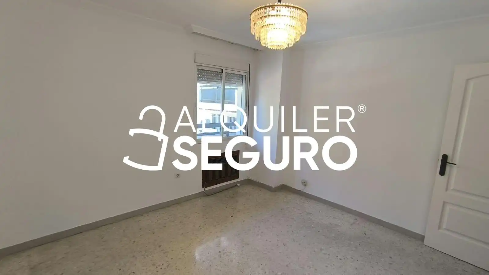 Bedroom of Flat for rent in Sevilla  with Air Conditioner