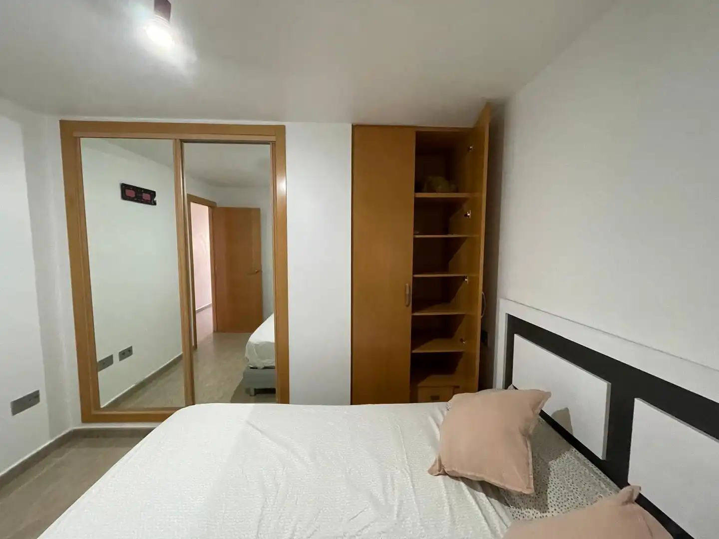 Dormitori de Apartament en venda en Moncofa amb Aire condicionat, Terrassa i Moblat