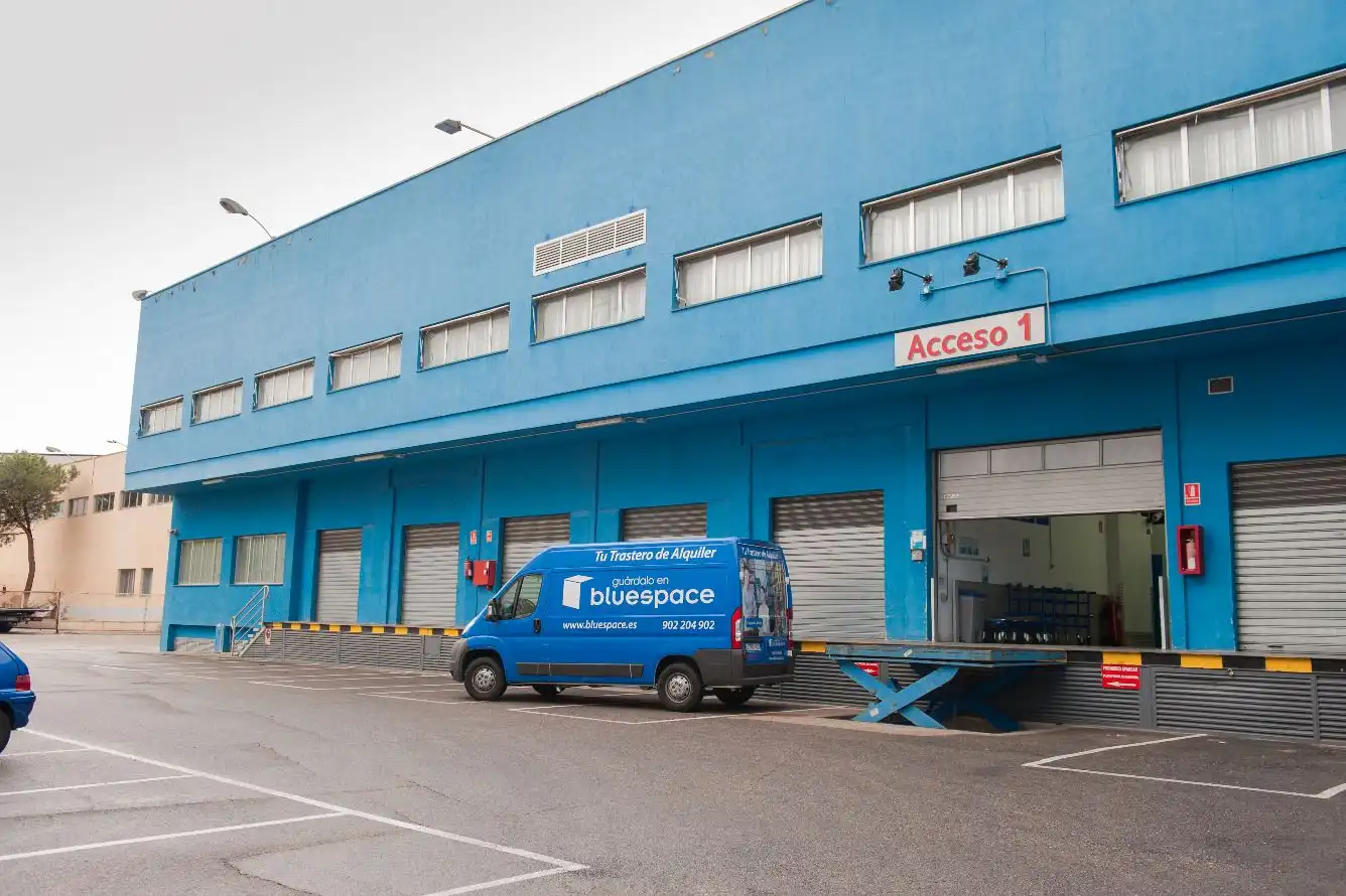 Exterior view of Storage room for rent in Alcorcón