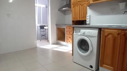 Foto 3 de Pis en venda a Calle Salamanca, Bajadilla - Fuente Nueva, Cádiz