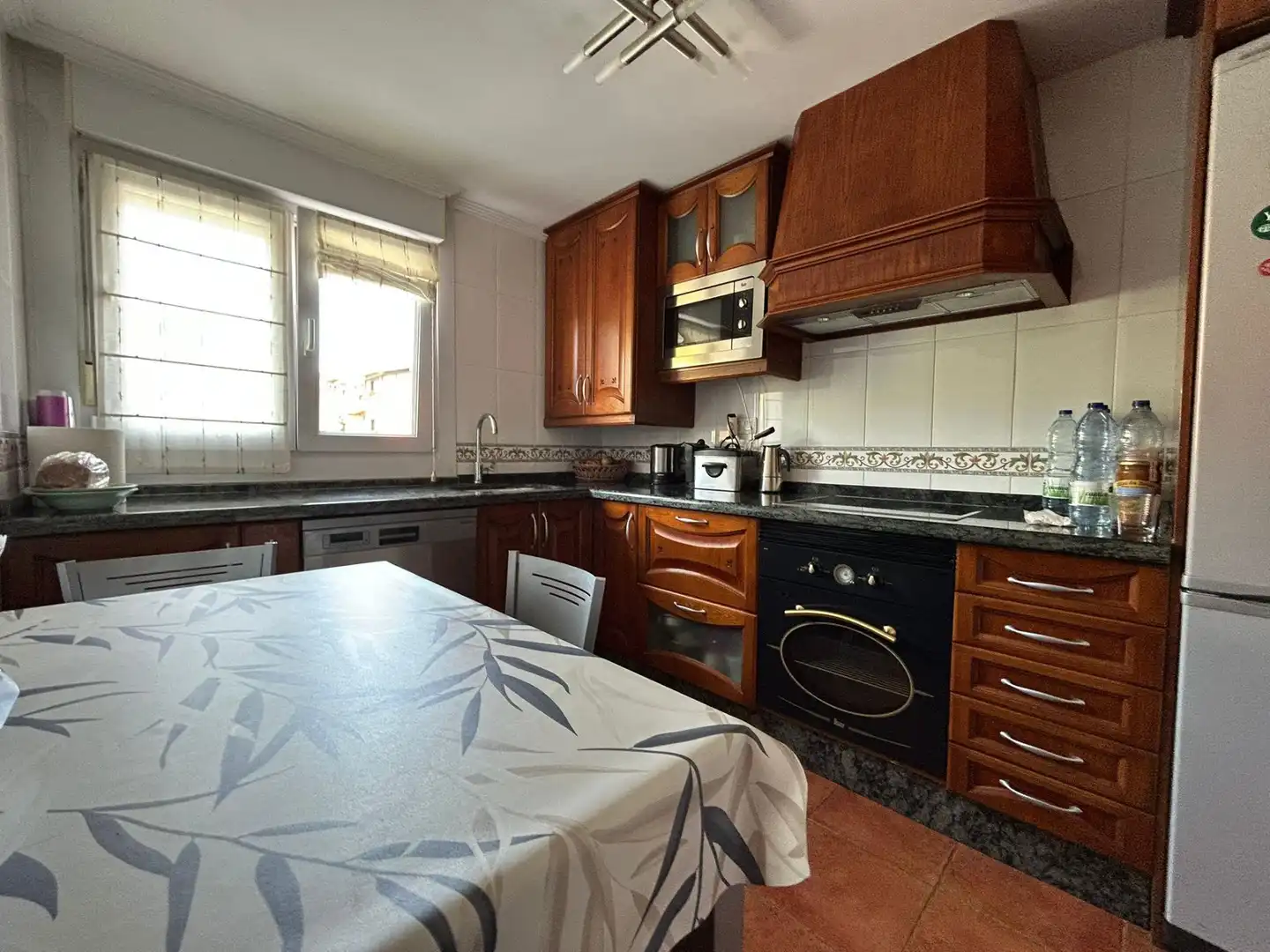Cocina de Casa adosada en venta en Artziniega con Calefacción, Jardín privado y Terraza