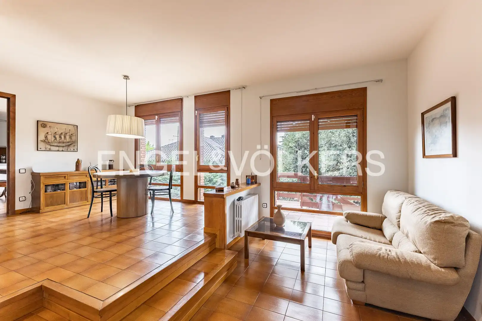 Sala de estar de Casa o chalet en venta en Manlleu con Calefacción, Jardín privado y Terraza