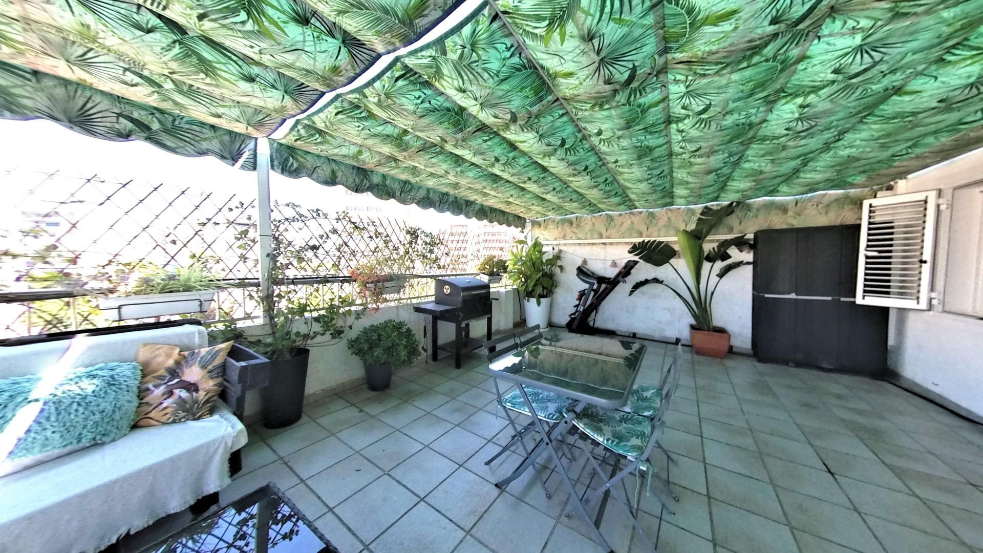 Terrace of Attic for sale in Alicante / Alacant  with Air Conditioner, Terrace and Community pool