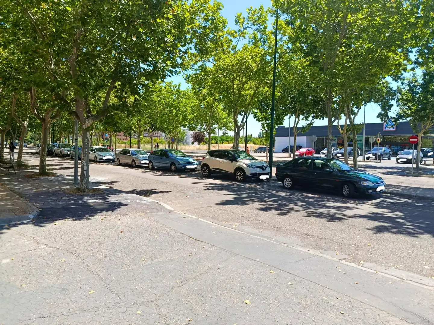 Parking de Piso en venta en Valladolid con Calefacción, Amueblado y Balcón