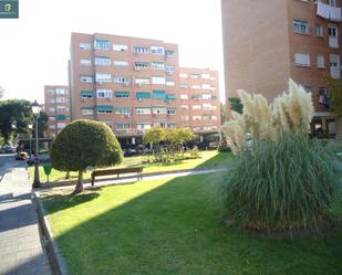 Vista exterior de Pis en venda en Torrejón de Ardoz amb Aire condicionat, Calefacció i Jardí privat