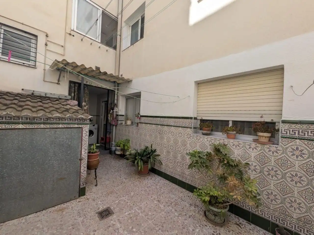 Exterior view of Flat for sale in Córdoba  with Air Conditioner and Terrace