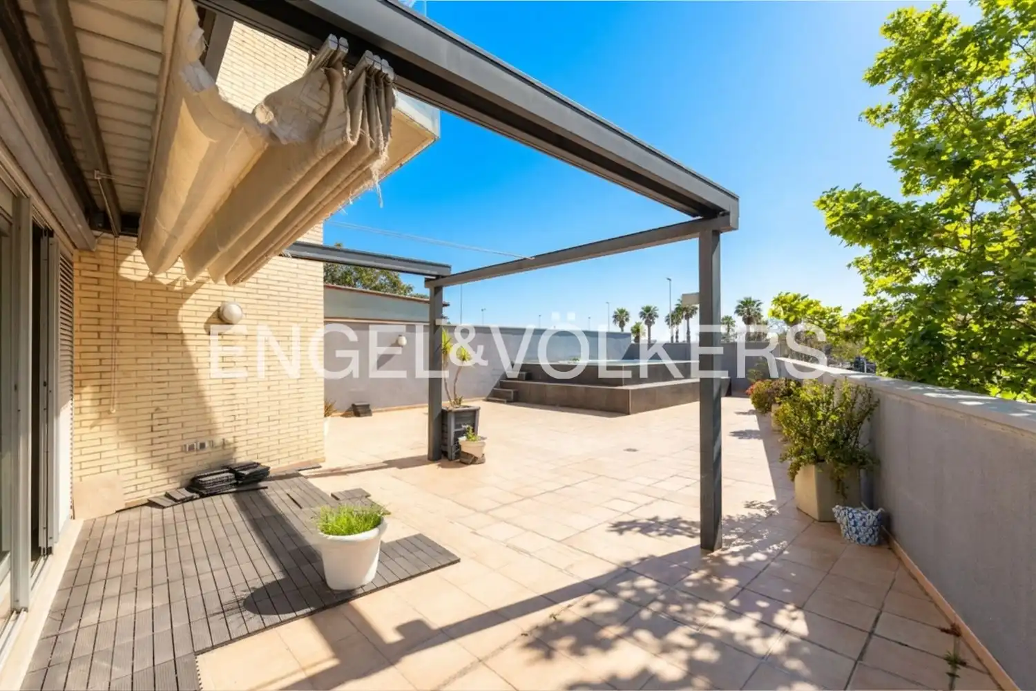 Terrace of Duplexes for sale in Valencia  with Air Conditioner, Heating and Private garden