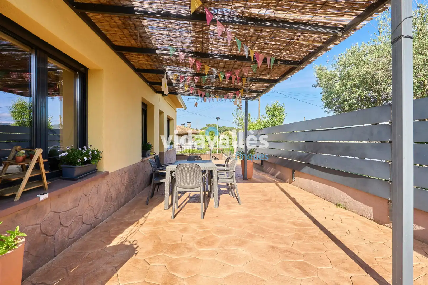 Terraza de Casa o chalet en venta en Llinars del Vallès con Aire acondicionado, Calefacción y Jardín privado