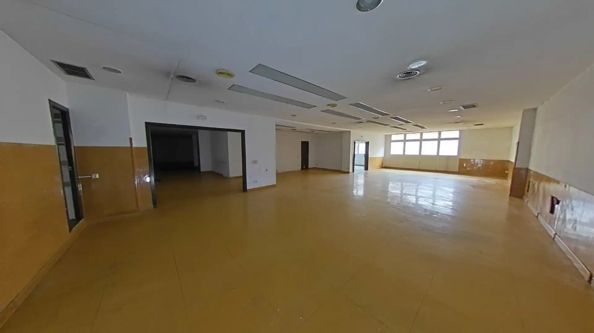 Gewerbefläche zum Verkauf in Carrer Méndez Núñez, imagen 4
