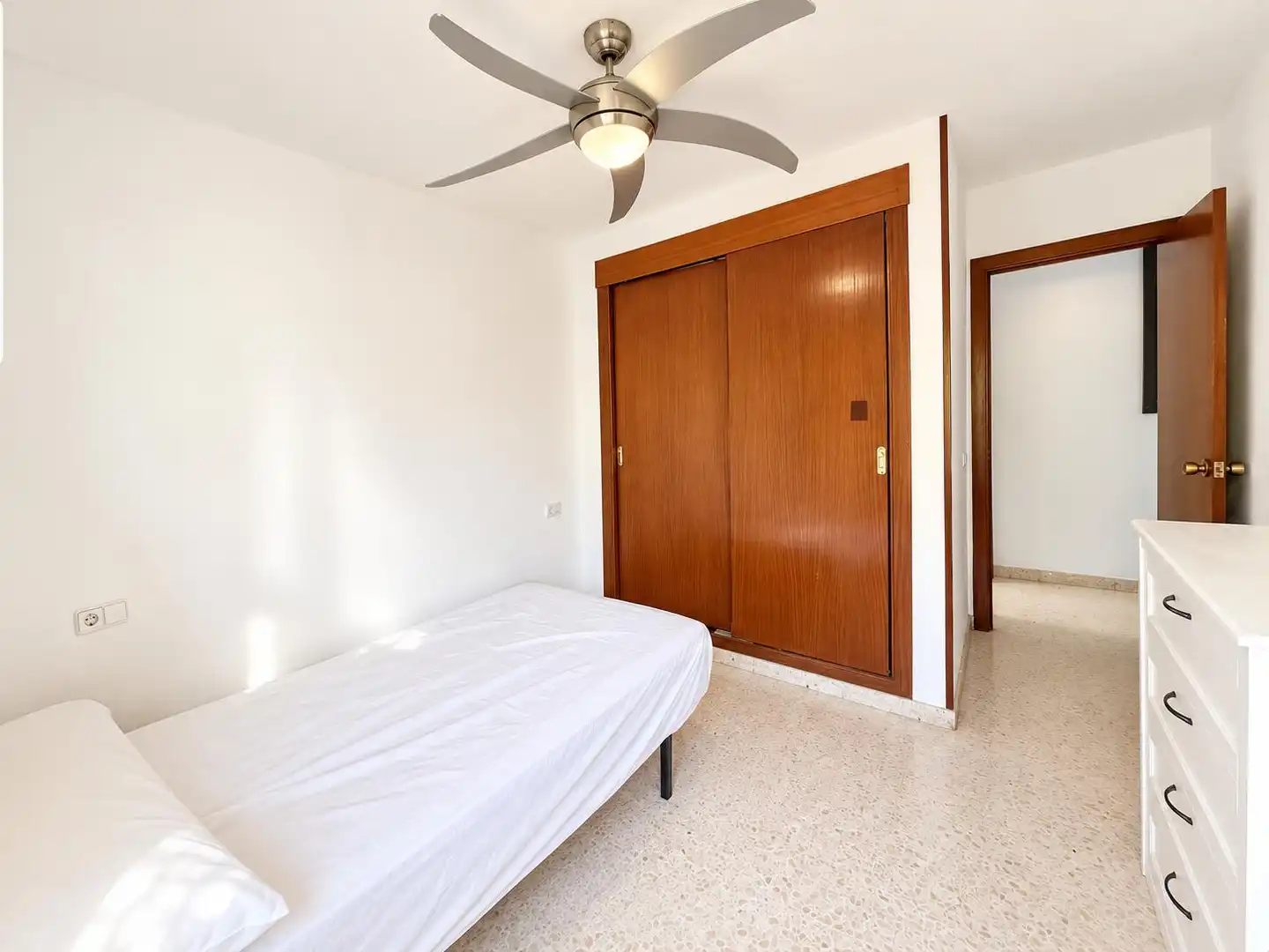 Apartament amb ascensor en venda a Avenida de la Constitución, imagen 16