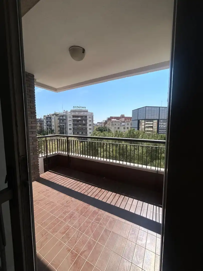 Terrassa de Pis en venda en Barcelona amb Calefacció i Traster