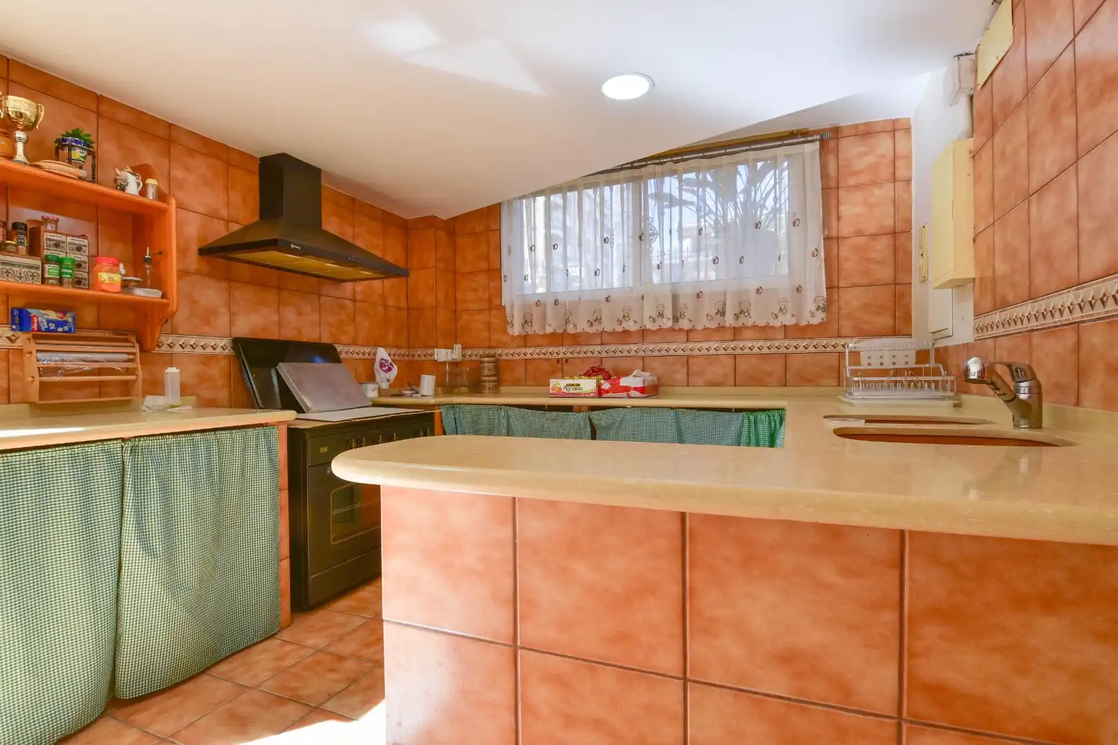 Cocina de Casa o chalet en venta en Canals con Aire acondicionado, Calefacción y Terraza