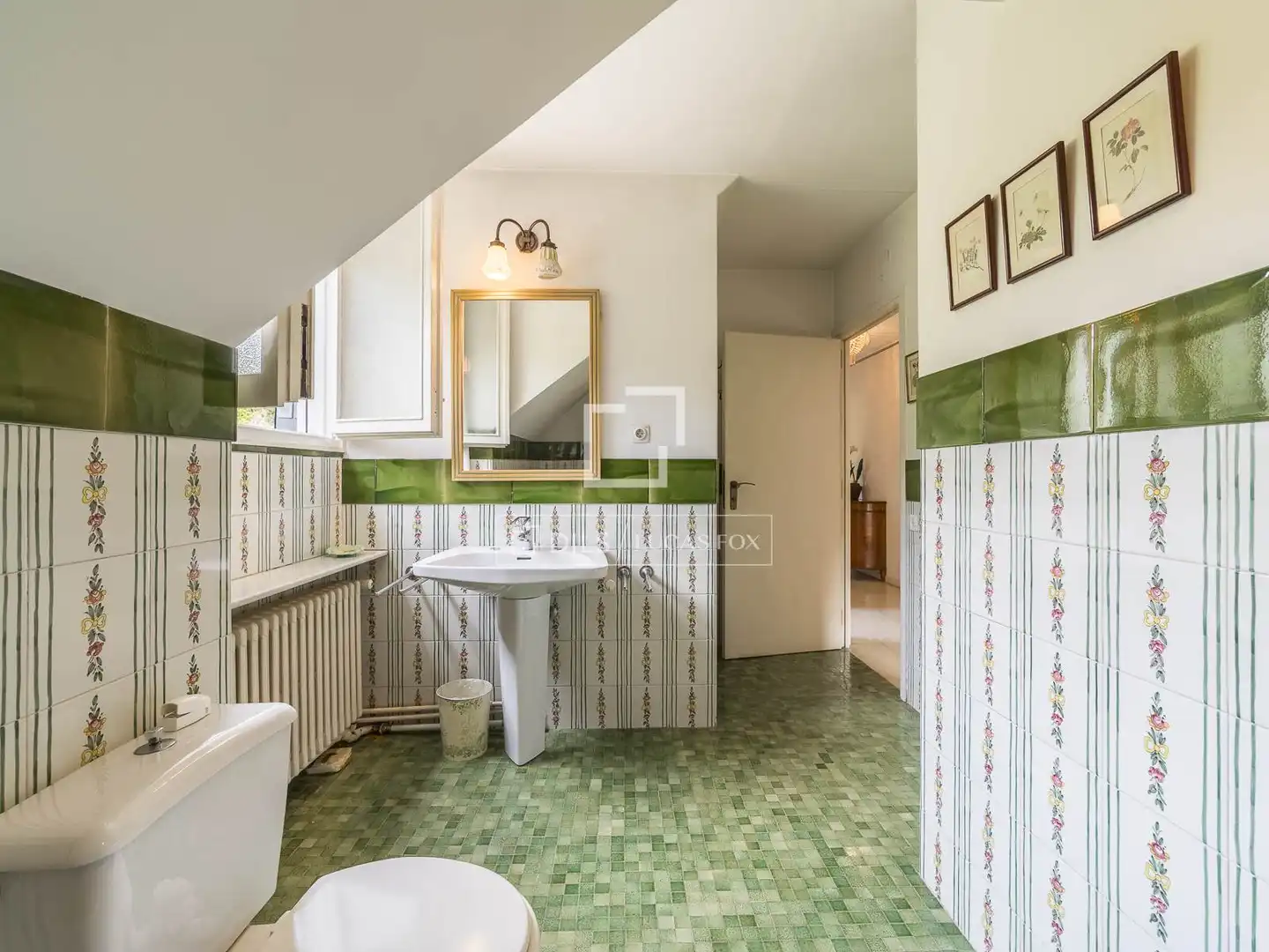 Baño de Casa o chalet en venta en Barcelona con Calefacción, Jardín privado y Trastero