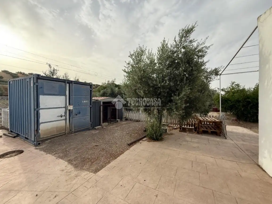 Finca rústica en venda en Mengíbar