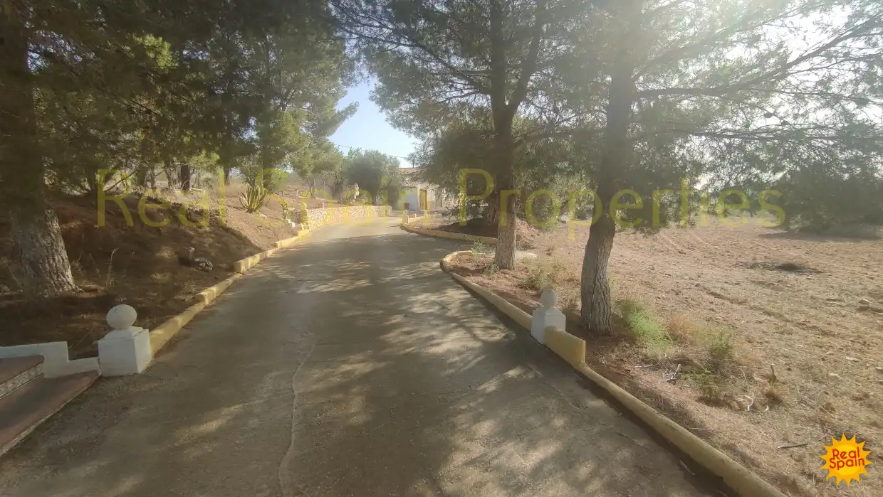 Finca rústica en venta en Vélez-Rubio con Terraza y Piscina