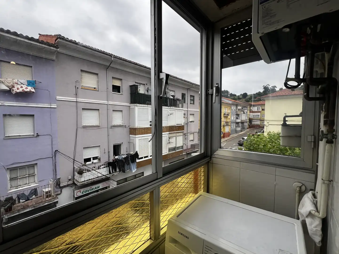 Terraza de Piso en venta en Torrelavega  con Calefacción, Jardín privado y Parquet