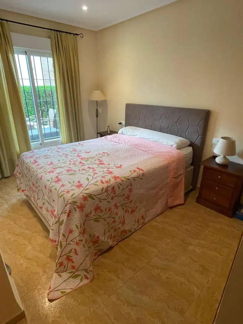 Schlafzimmer von Wohnungen zur Miete in Vera mit Klimaanlage, Heizung und Terrasse