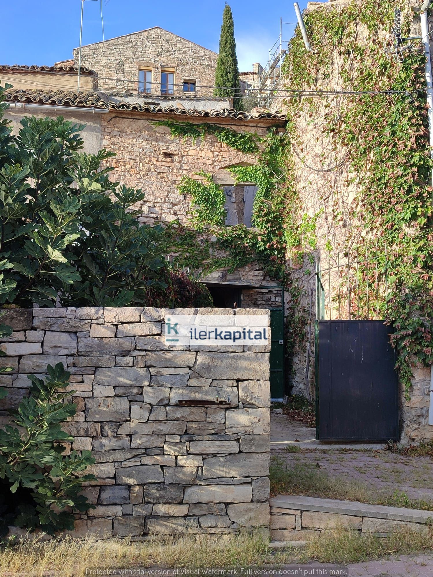 Außenansicht von Country house zum verkauf in Sant Guim de la Plana mit Heizung und Abstellraum