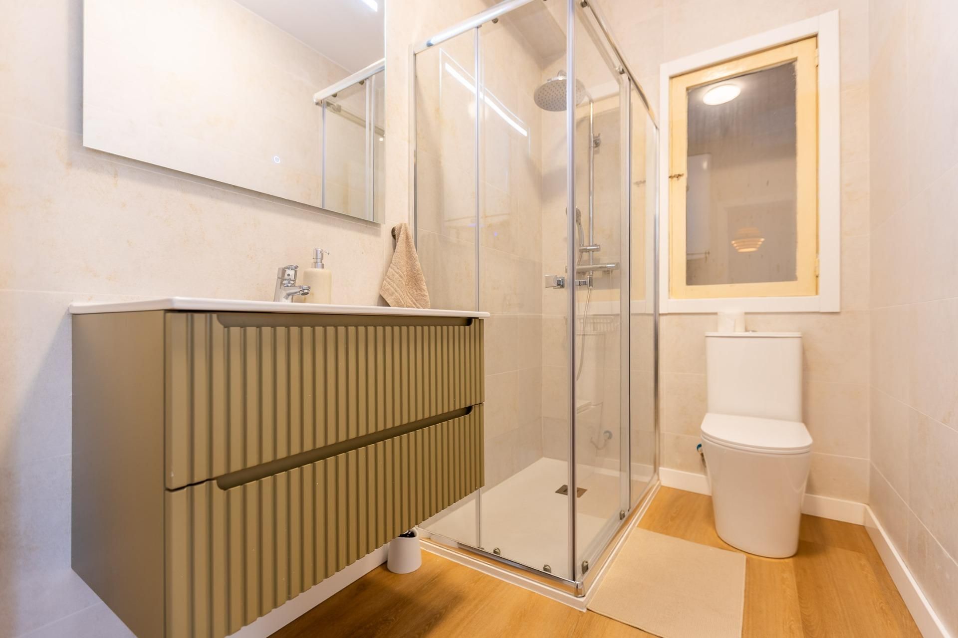 Baño de Piso en venta en Sada (A Coruña) con Calefacción