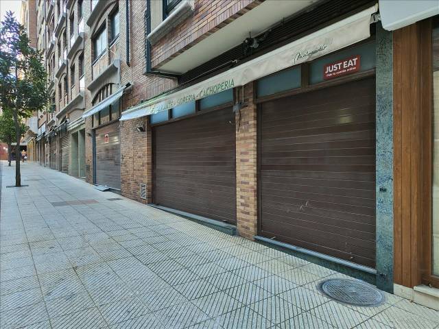 Local comercial en Venta en Avellanos en Salesas - Foncalada - Campoamor