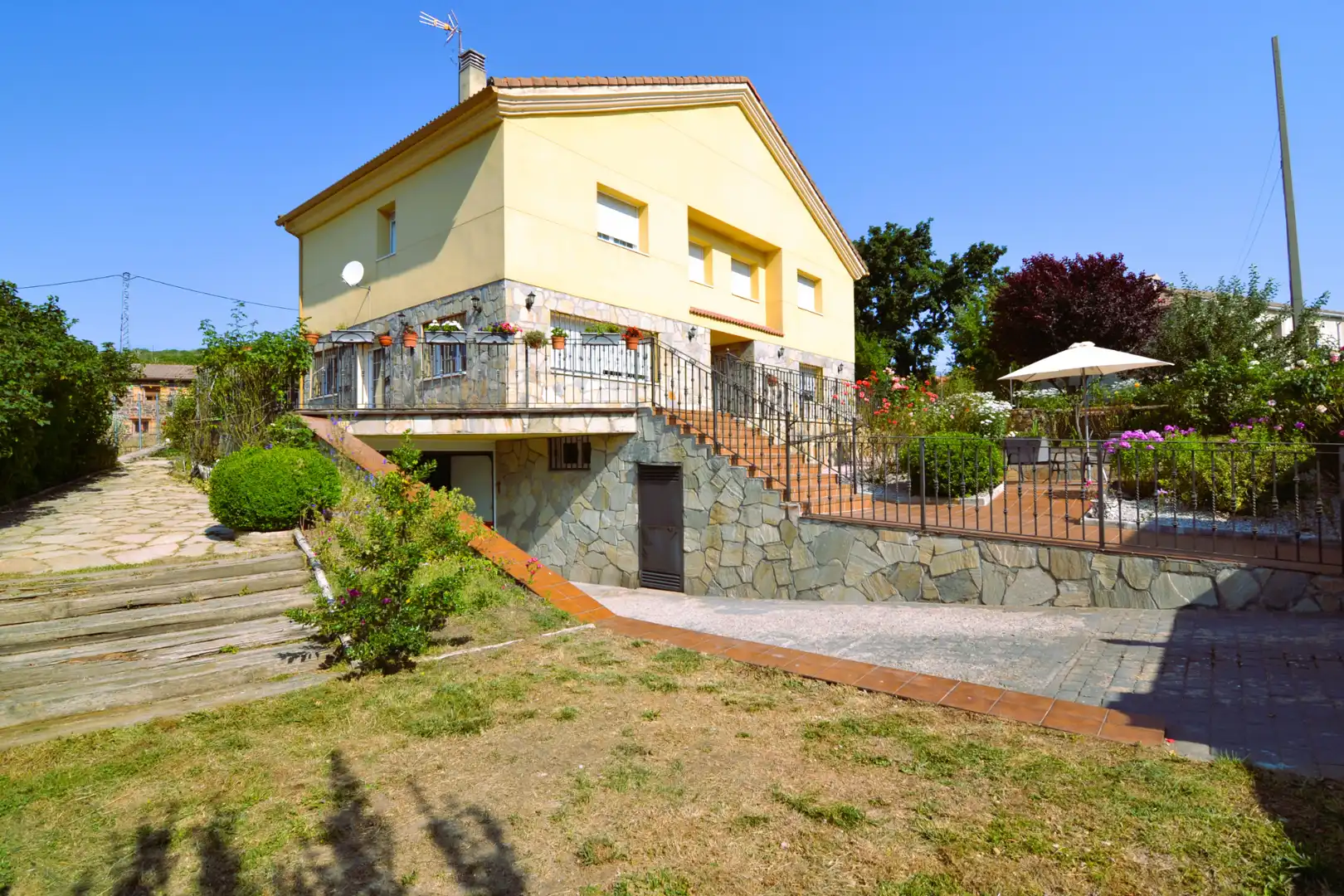Jardín de Casa o chalet en venta en Somosierra con Calefacción, Jardín privado y Terraza