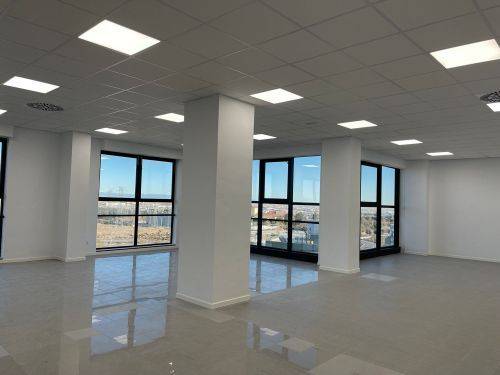 Oficina en Venta en Calle de María Tubau en Las Tablas