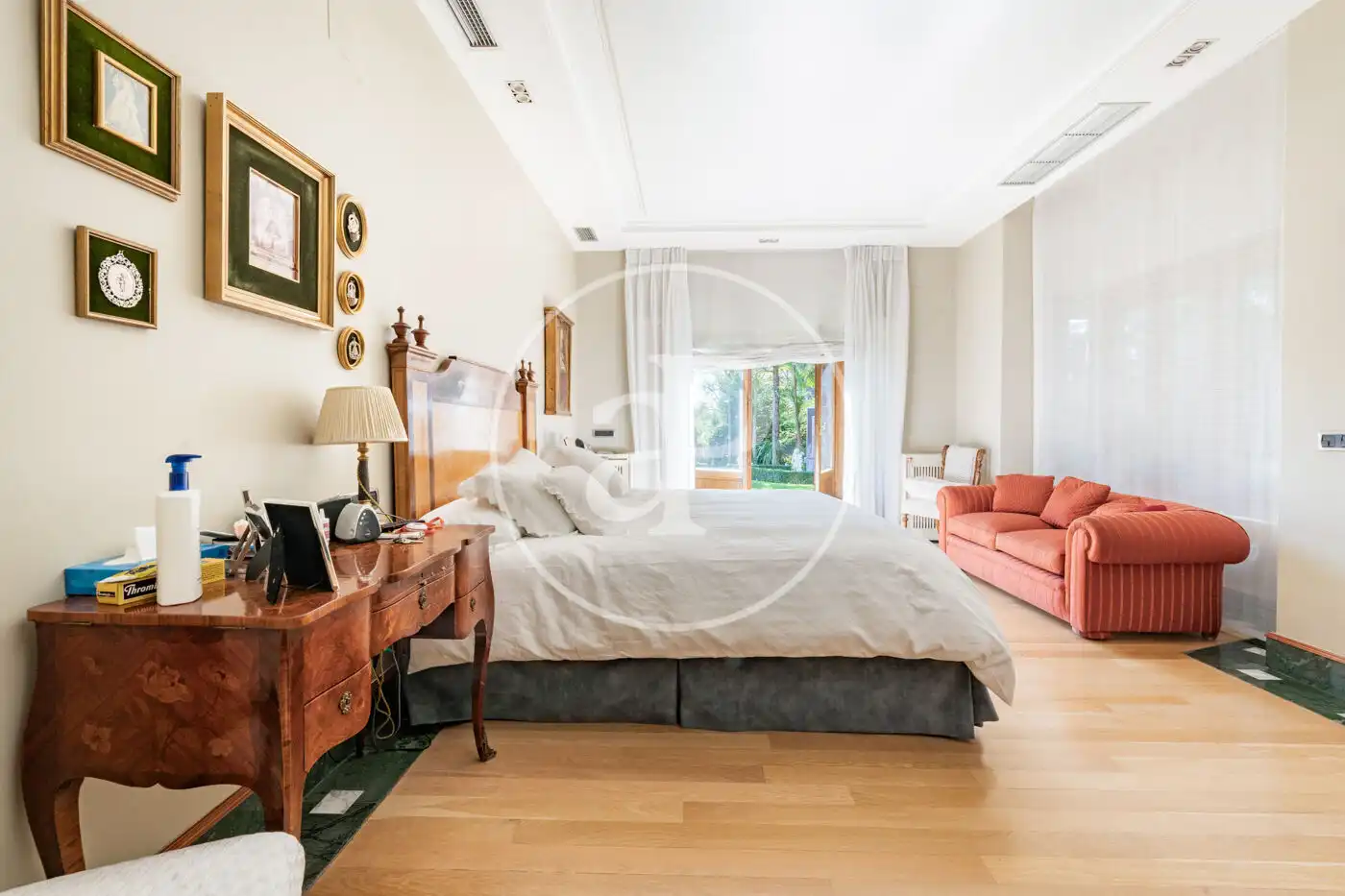 Bedroom of Houses for sale in Madrid  with Air Conditioner, Heating and Private garden