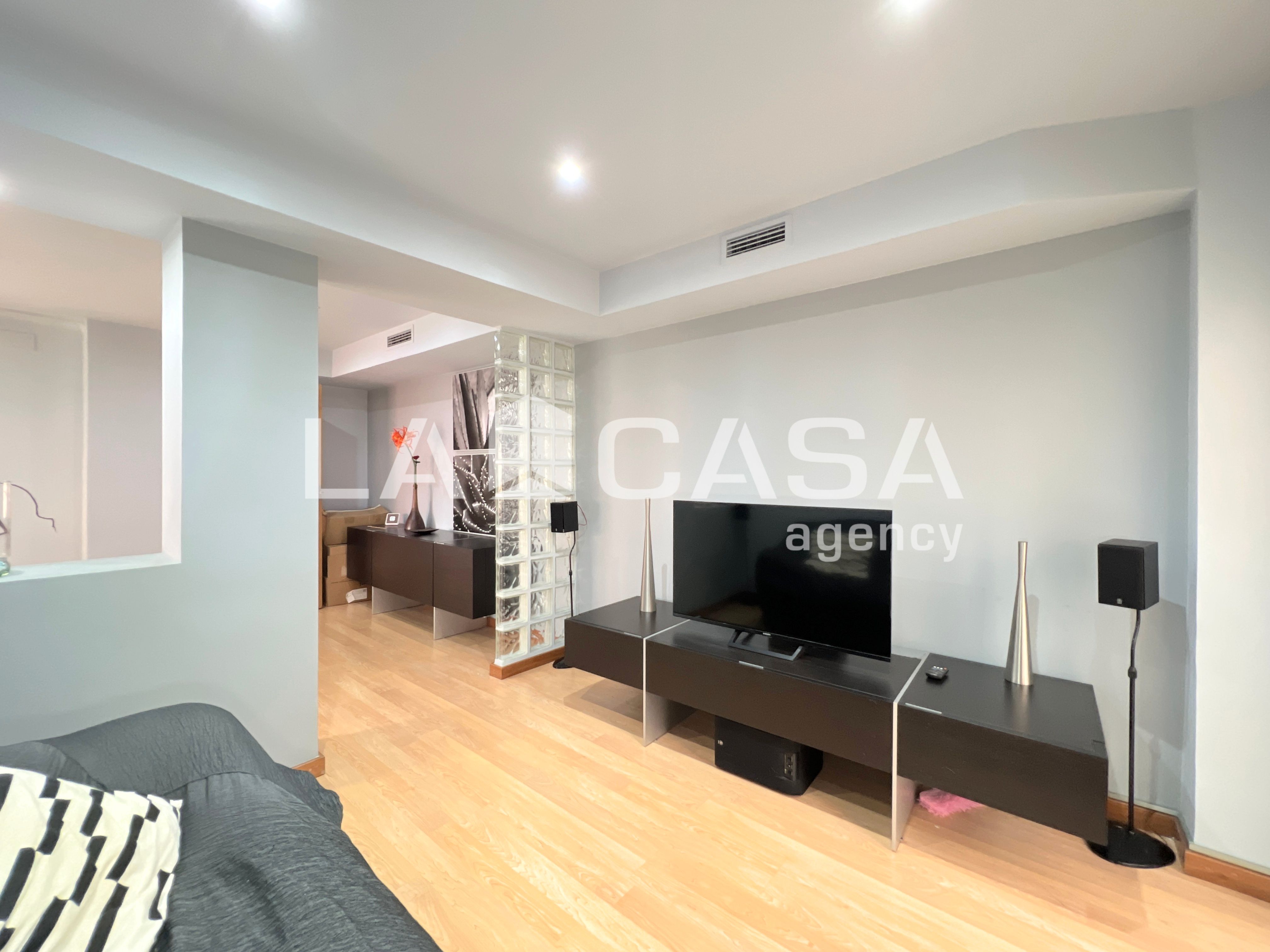 Flat for sale in Badalona  with Heating and Balcony