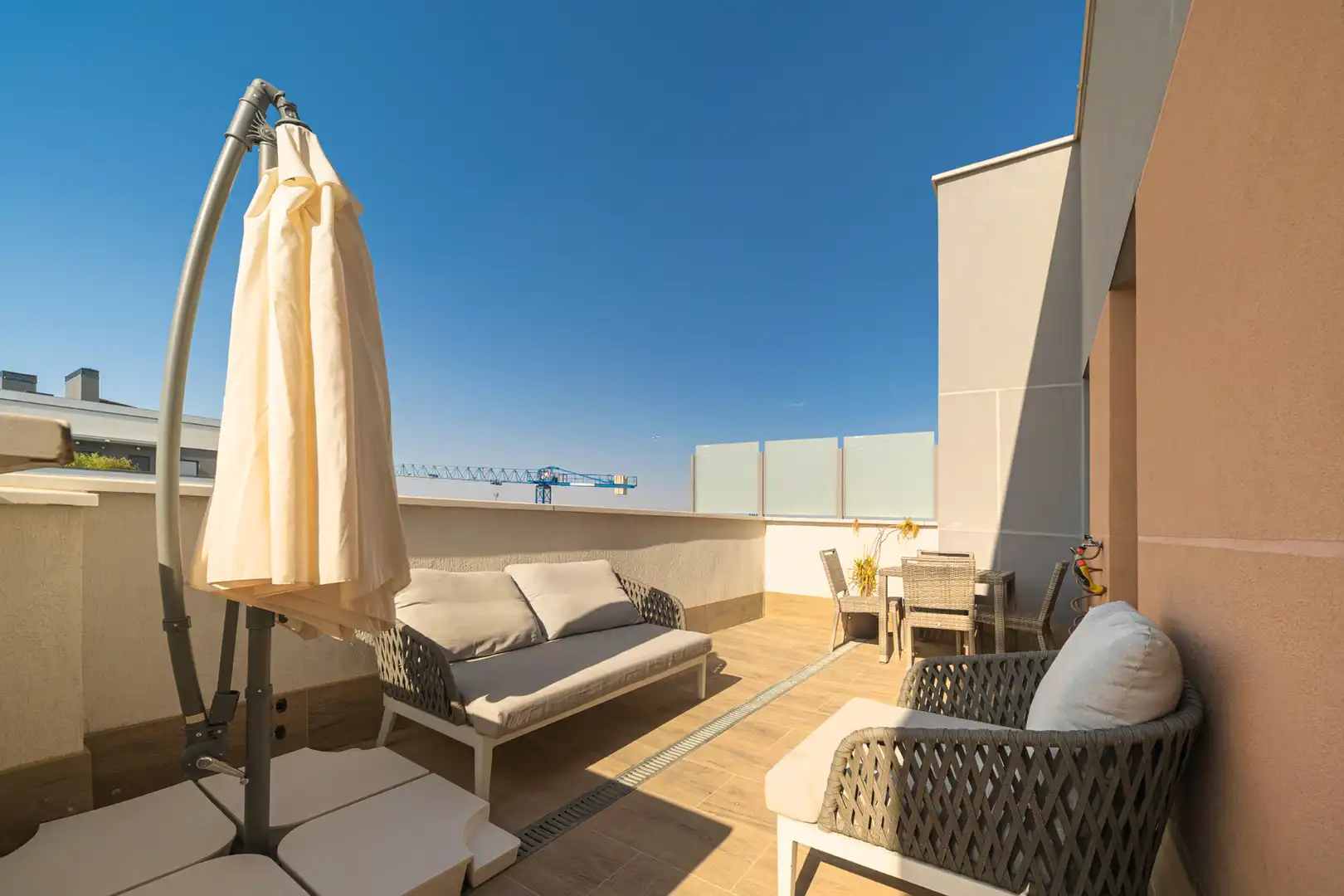 Terraza de Ático en venta en Madrid con Calefacción, Terraza y Trastero
