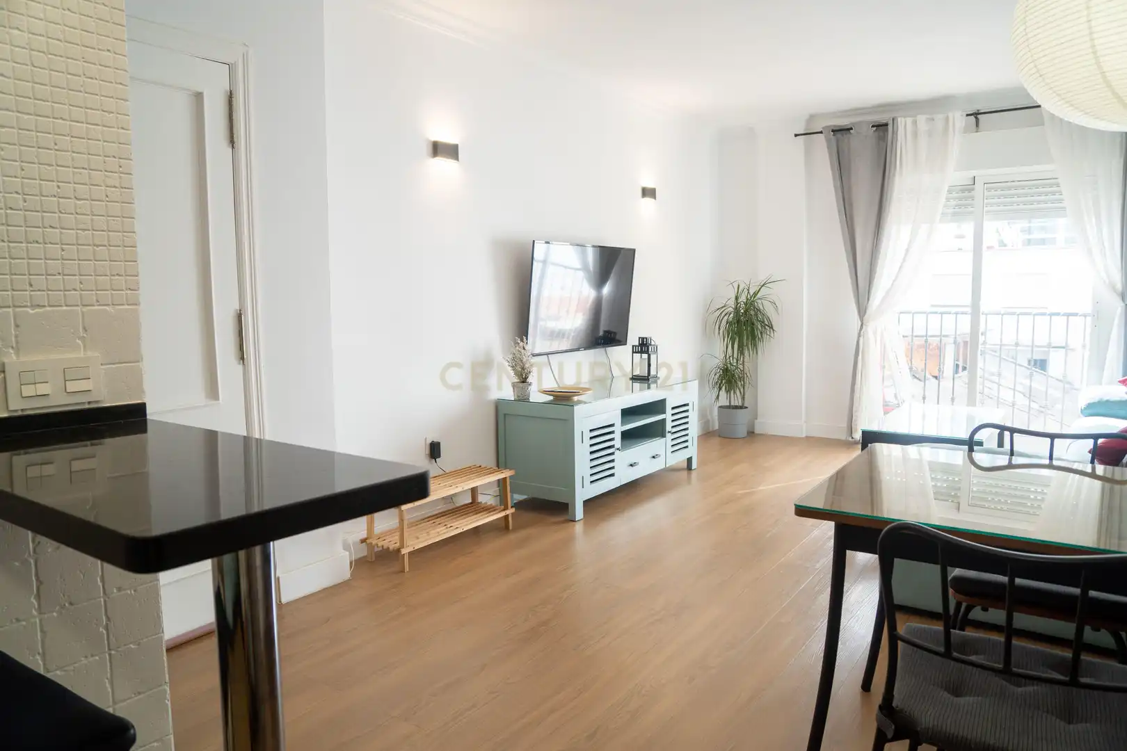 Sala d'estar de Dúplex en venda en Fuengirola amb Aire condicionat, Traster i Balcó