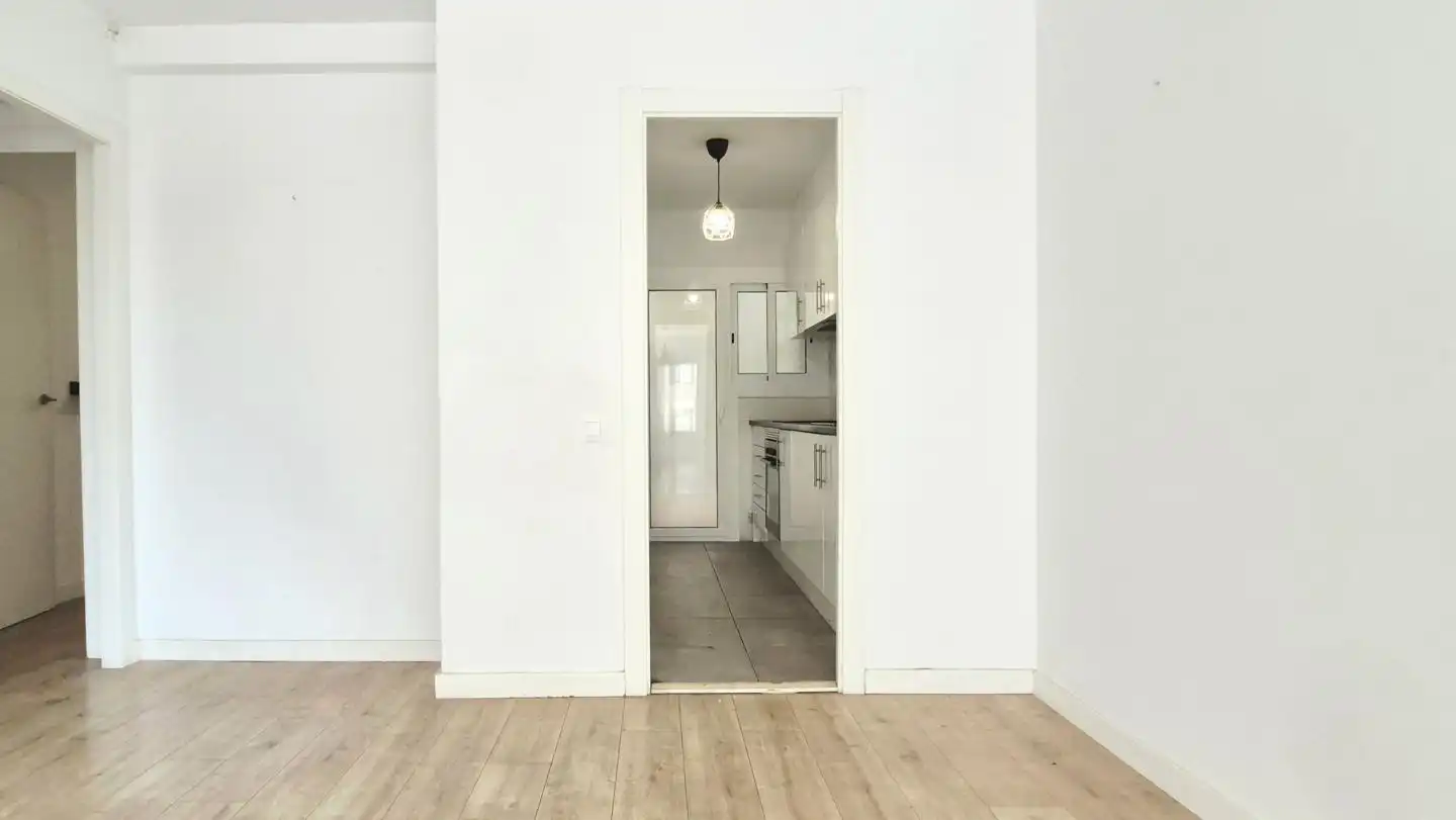 Piso en venta en Terrassa con Parquet y Alarma
