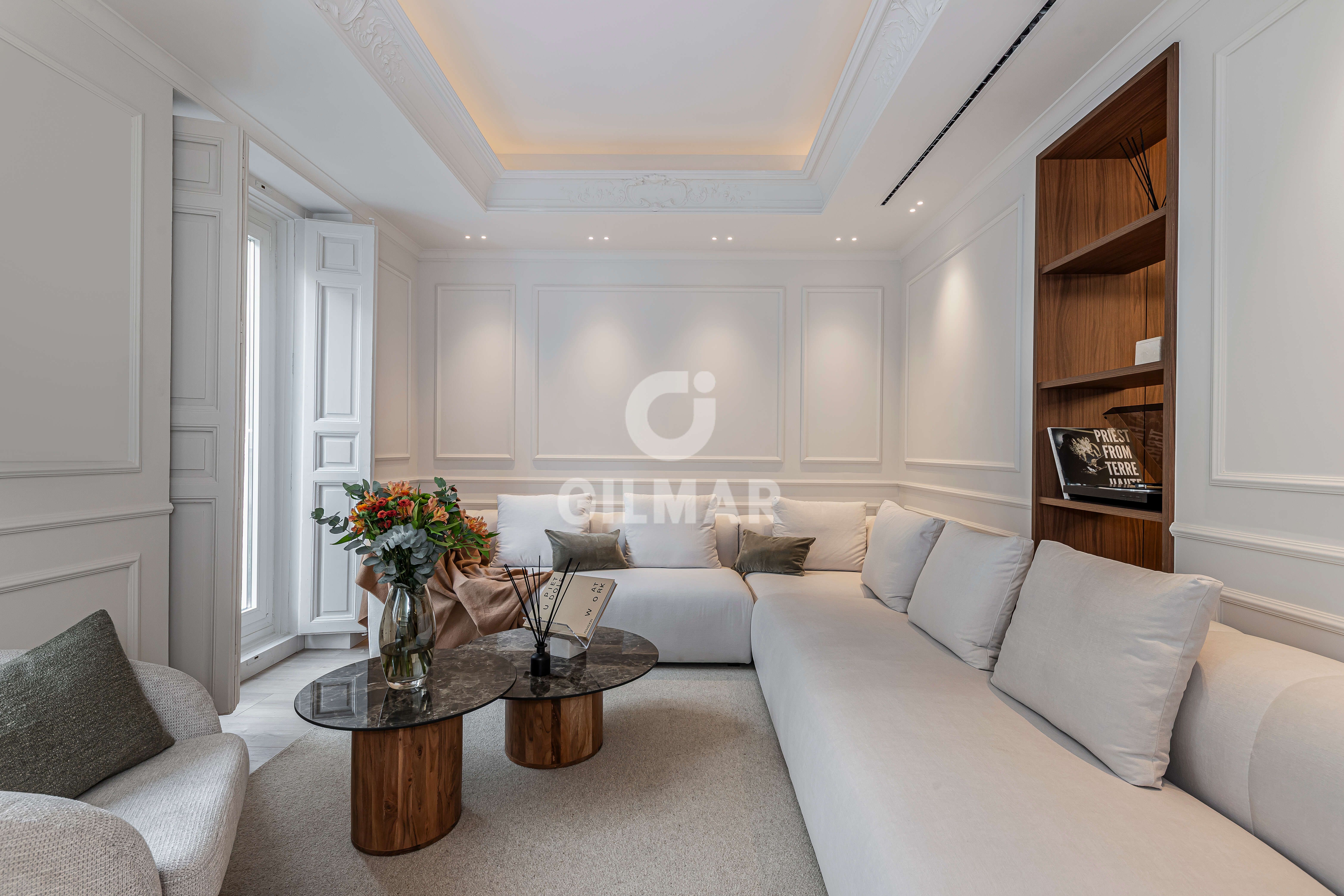 Living room of Flat for sale in  Madrid Capital  with Heating