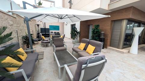 Foto 4 de Casa adosada en venda a Calle Nabucco, Los Almendros, Alicante