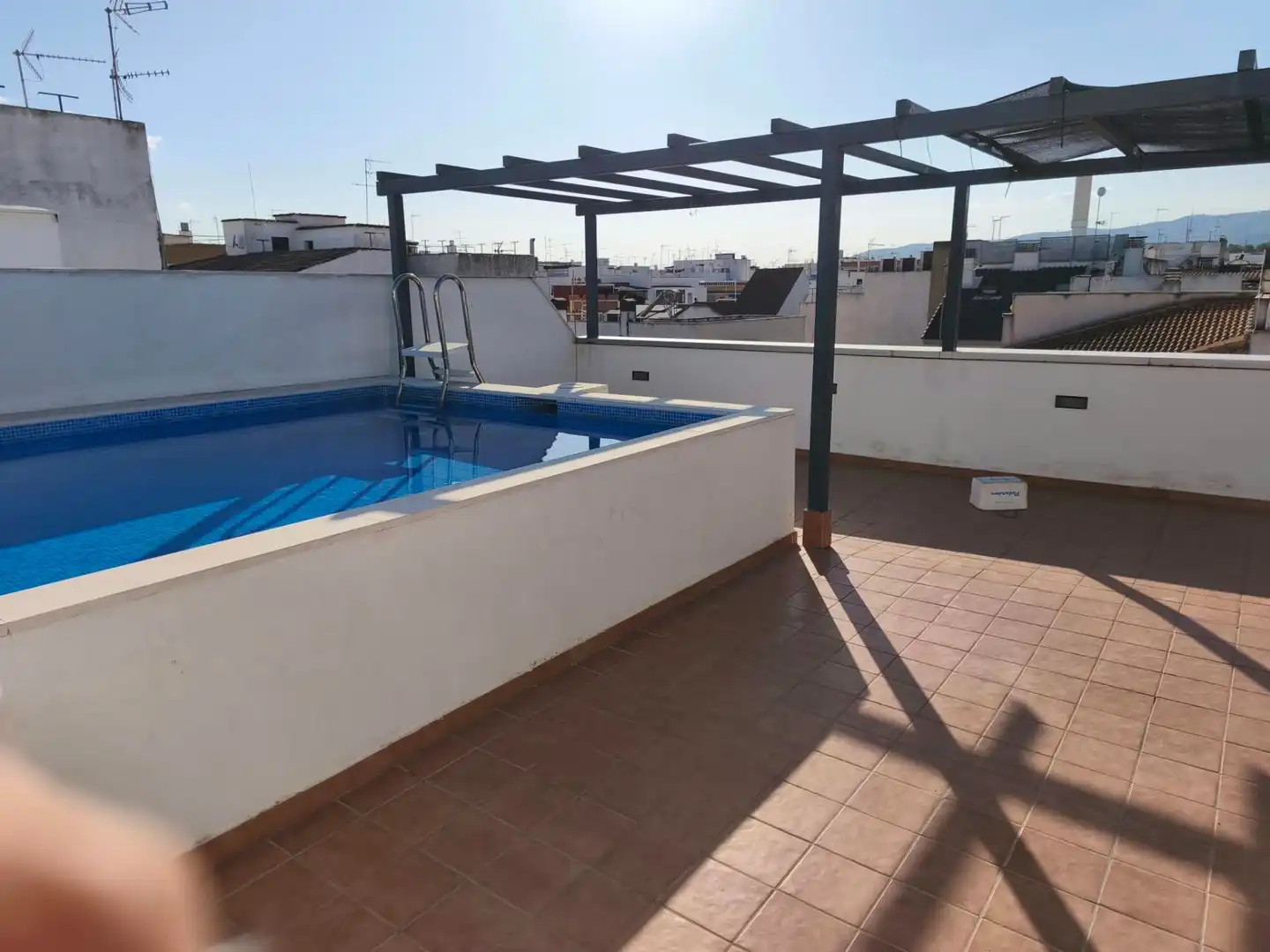 Piscina de Pis en venda en Córdoba amb Aire condicionat, Terrassa i Traster