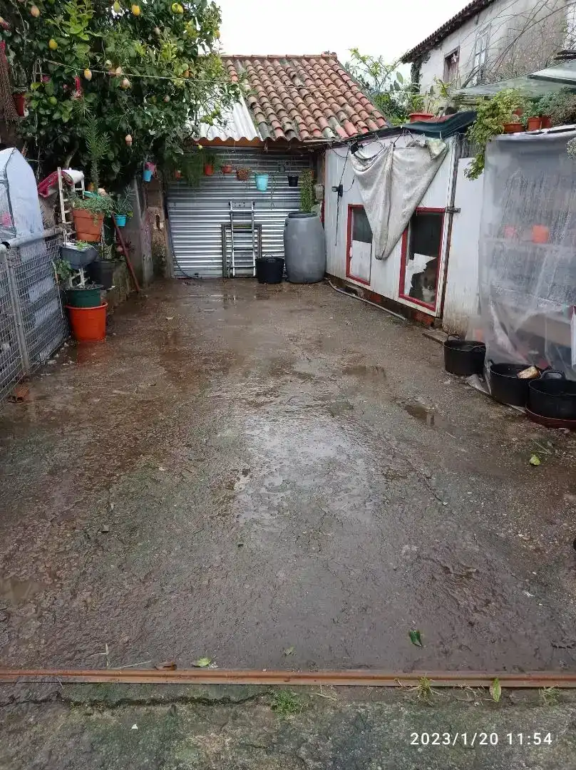 Einfamilien-Reihenhaus zum Verkauf in Amoeiro