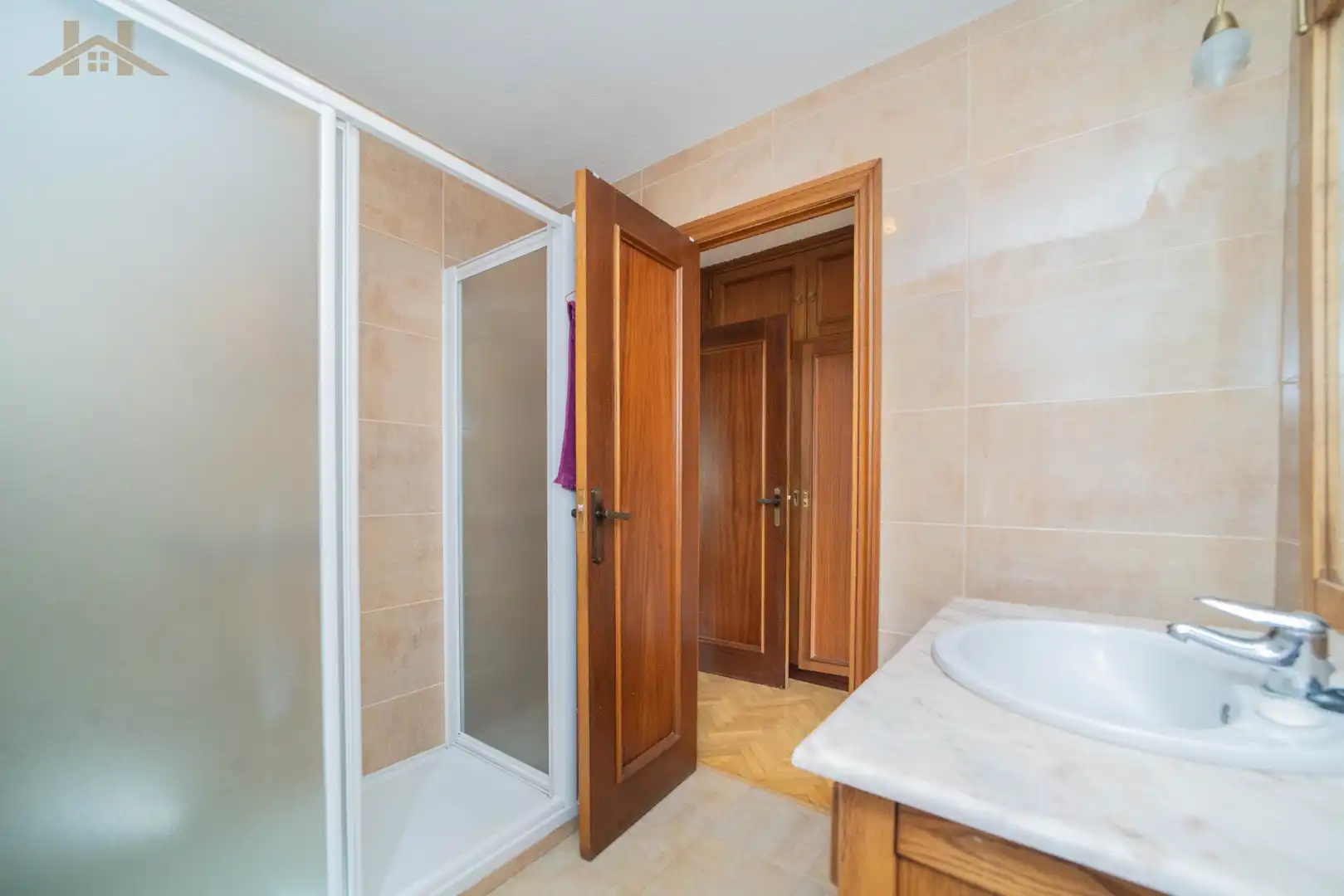 Bathroom of Attic for sale in Pozuelo de Alarcón  with Air Conditioner, Heating and Terrace