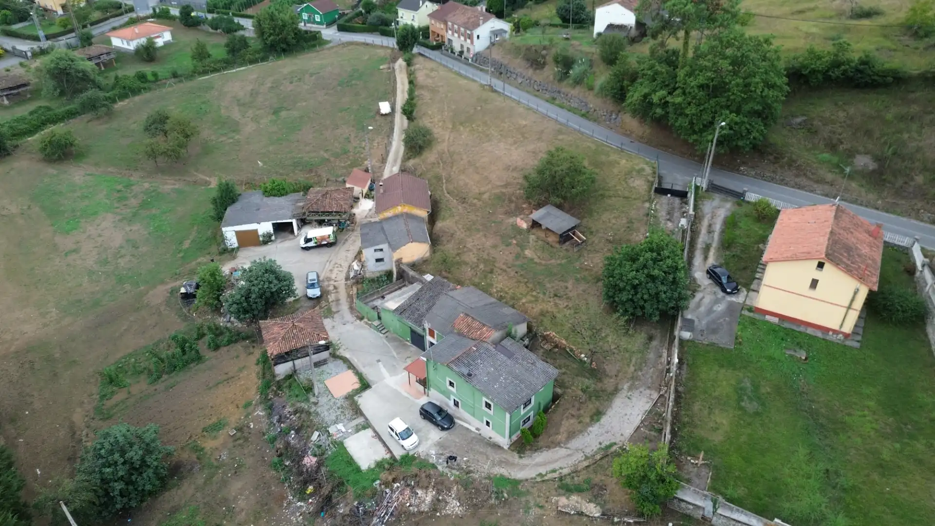 Houses for sale in Oviedo   with Heating, Private garden and Terrace
