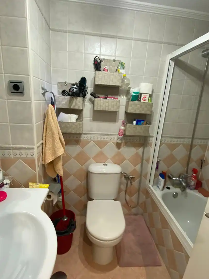 Baño de Dúplex en venta en Fuenlabrada con Aire acondicionado, Calefacción y Trastero