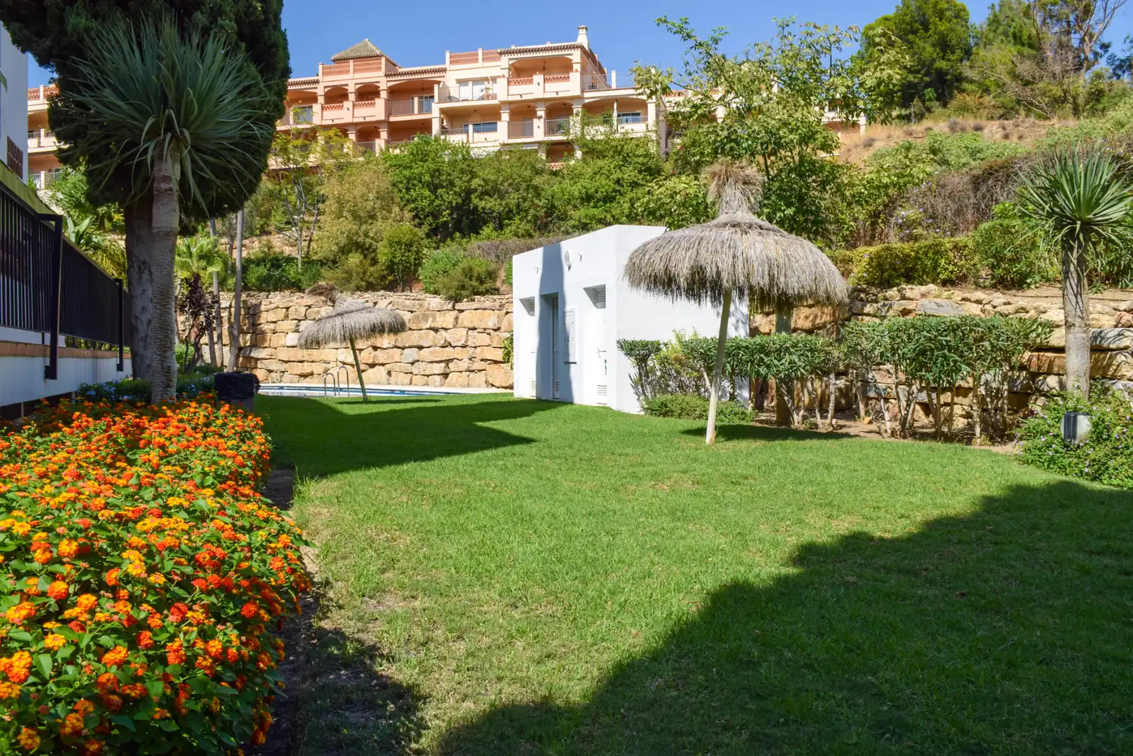 Garden of Attic for sale in Benalmádena  with Air Conditioner, Heating and Terrace