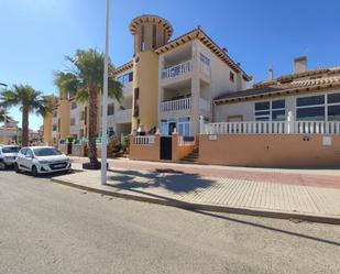 Vista exterior de Apartament en venda en Elche / Elx amb Aire condicionat, Terrassa i Balcó