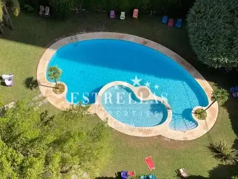 Swimming pool of Apartments for sale in Benidorm  with Air Conditioner, Heating and Private garden