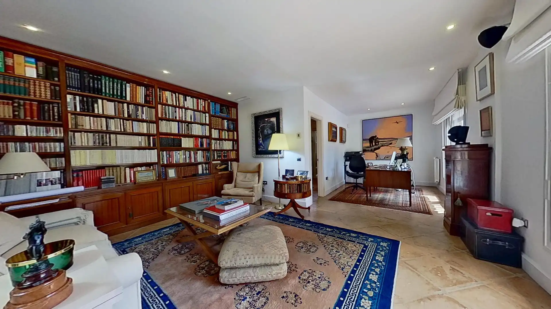 Sala d'estar de Casa o xalet en venda en Málaga amb Aire condicionat, Terrassa i Piscina