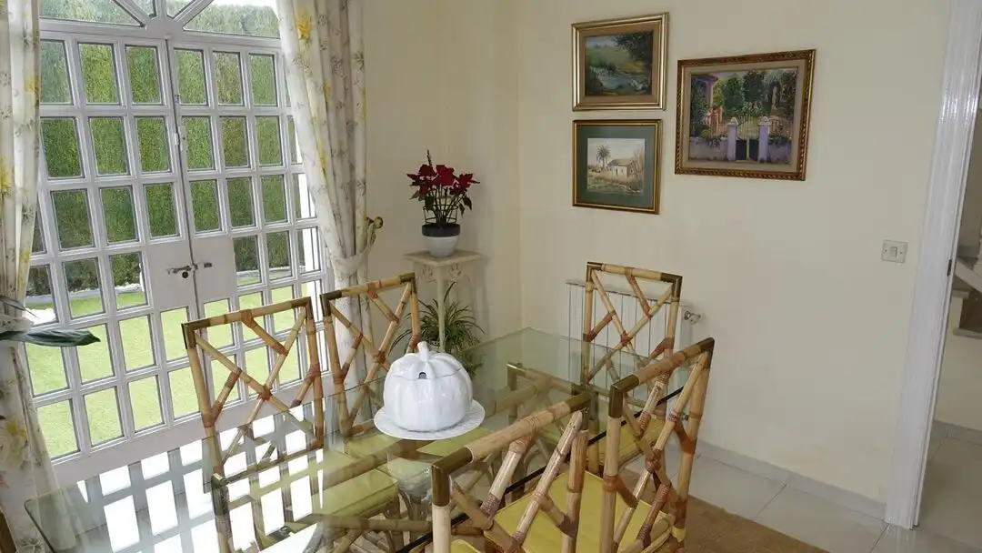 Comedor de Casa o chalet en venta en Albolote con Aire acondicionado, Calefacción y Piscina