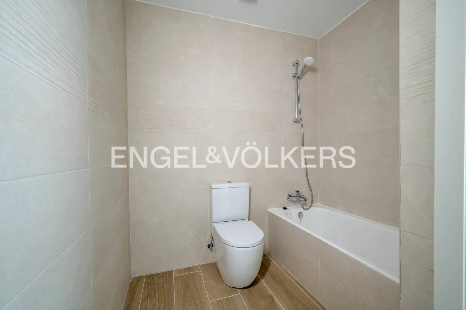 Baño de Piso en venta en Elgoibar con Calefacción y Terraza