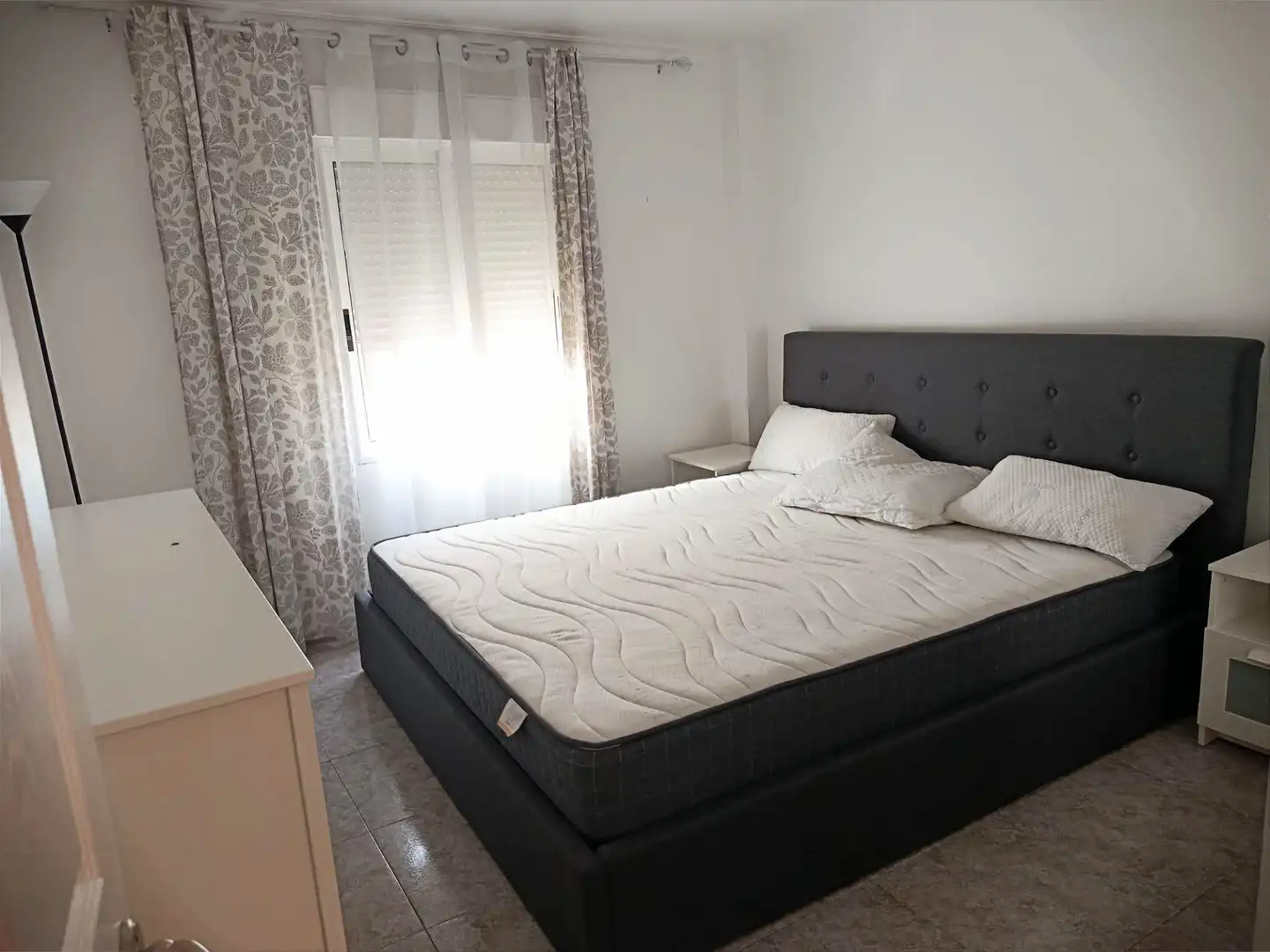 Habitación de Piso en venta en Elche / Elx con Aire acondicionado, Calefacción y Amueblado